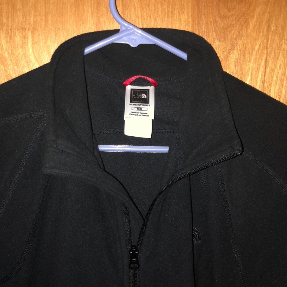 The Northface Fleece - Picture 2 of 8